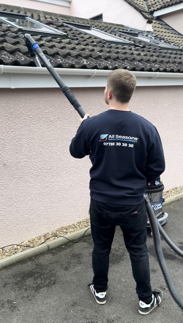 window cleaning photo